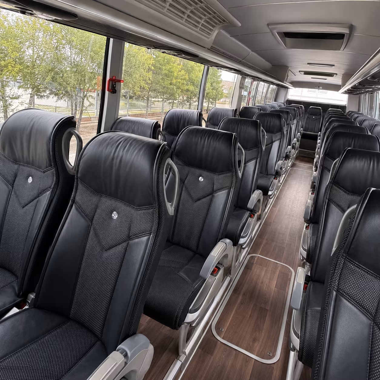 you ll find the perfect atl airport charter bus for your columbus corporate group